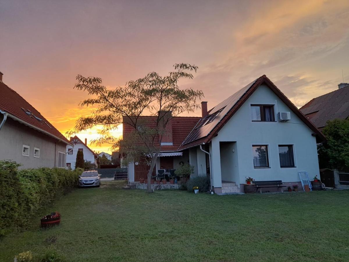 Aszofoi Panorama Apartmanhaz Екстериор снимка